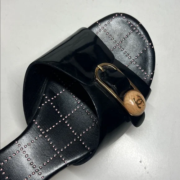 Chanel Patent Leather Wood Mule Wedges Slip On’s Logo Buckle Women's 7.5 B - Picture 3 of 16